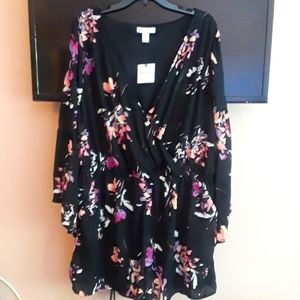 Womens Brand New Floral Romper sz 2X